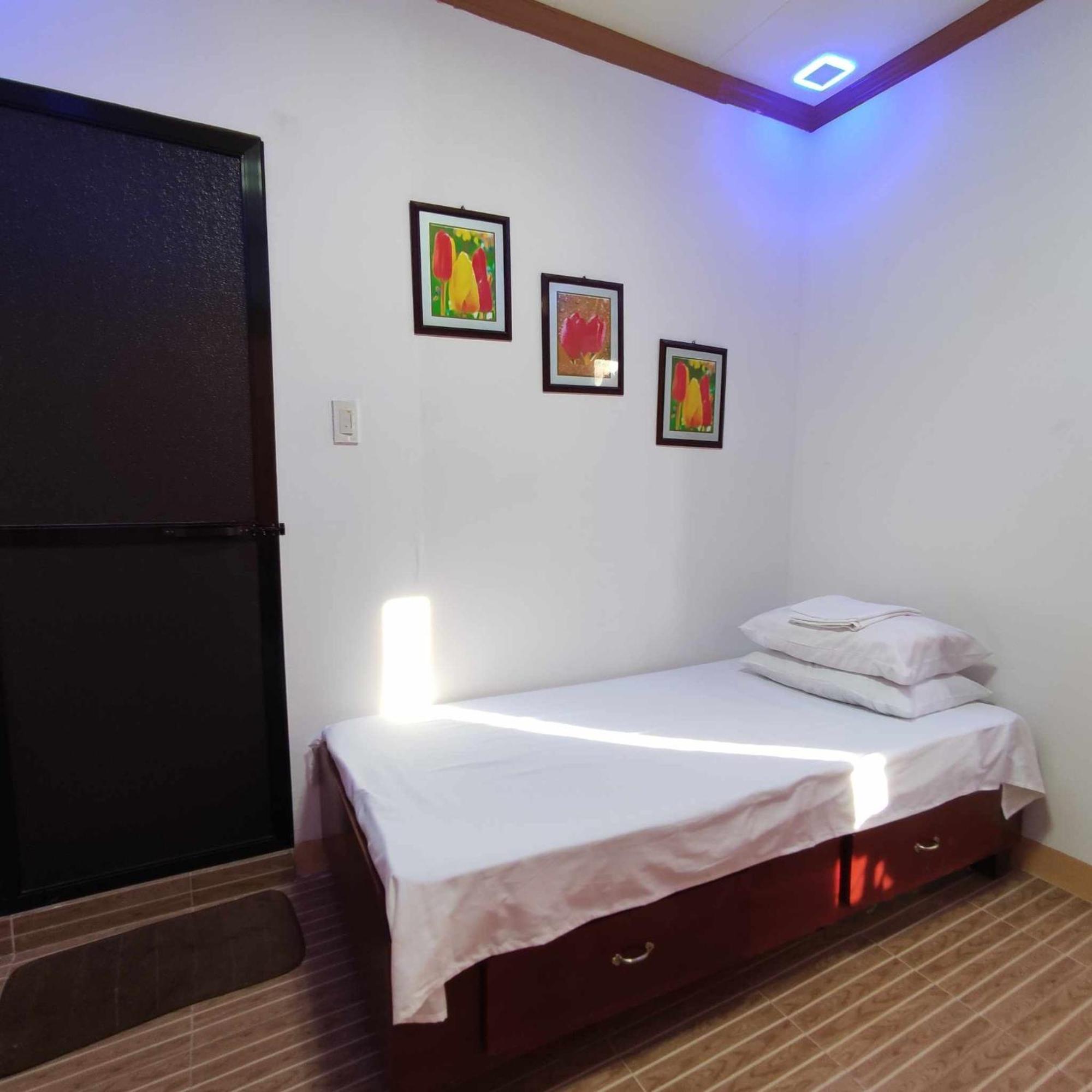 Zia Homestay Burgos  Cameră foto