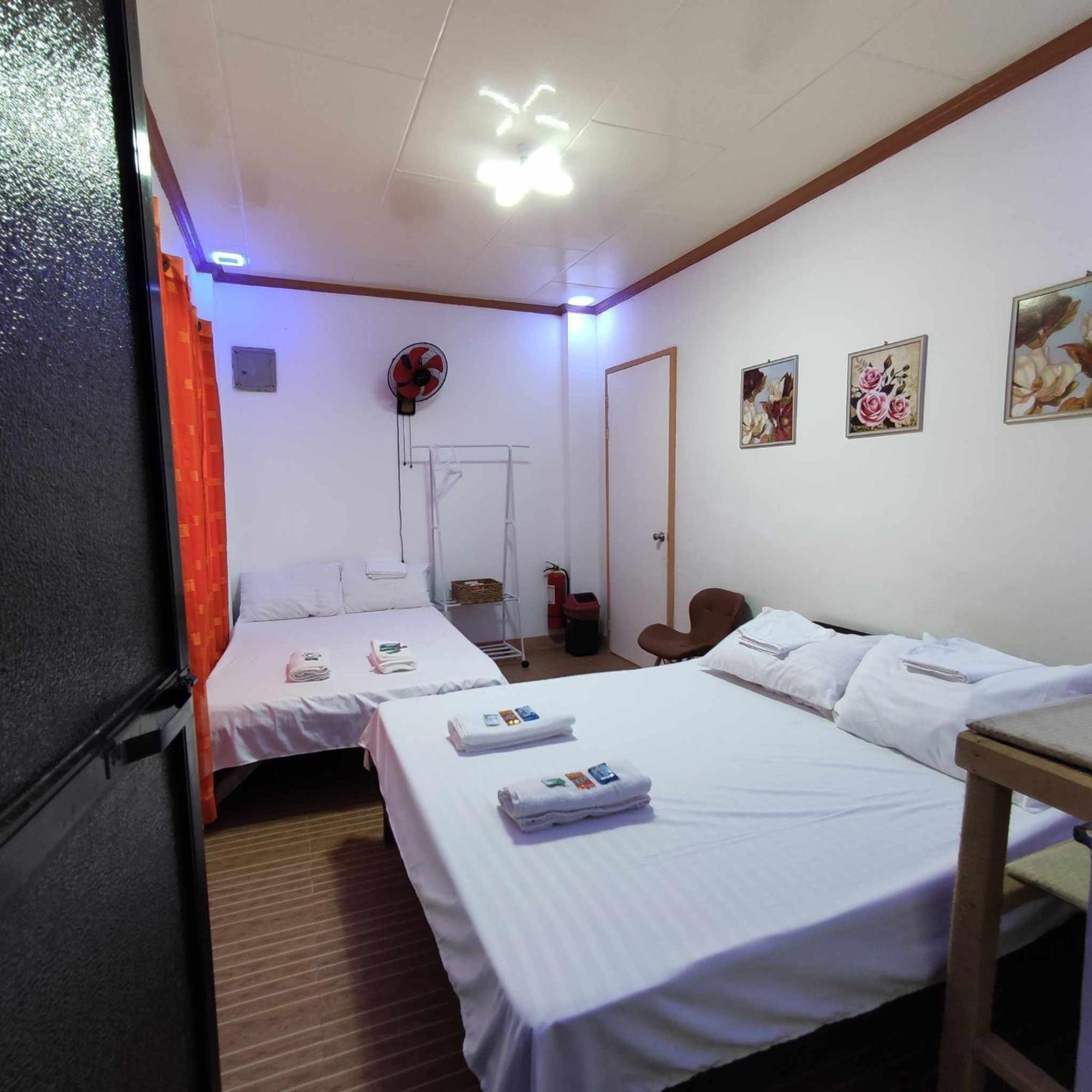 Zia Homestay Burgos  Cameră foto